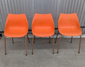 LOCAL PICKUP ONLY ————Vintage Snyder of Philadelphia Scoop Chairs