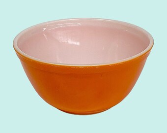 Vintage Pyrex Bowl Retro 1960s Mid Century Modern + Orange + 402 + Size 1.5 Quart + Ceramic + Reverse Primary Colors + MCM Kitchen + Storage