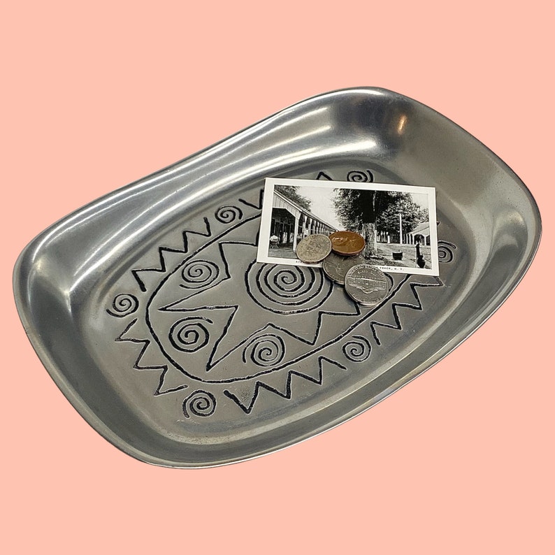 Vintage Wilton Tray Retro 1990s Contemporary Armetale Reggae Silver Metal Etched Design Catchall Ring Dish Modern Home Decor image 1