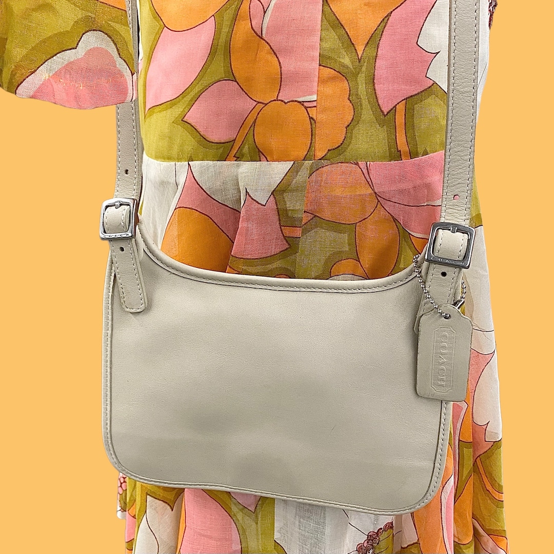 Vintage Coach Mini Hippie Flap Bag Retro 2000s Preppy + 9142 + Genuine