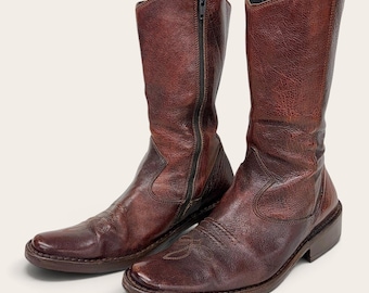 Vintage Kenneth Cole Boots 2000s Retro Men's Size 40 + Western + Brown Leather + Embroidered + Side Zipper + 1.75" Heel + Made in Italy