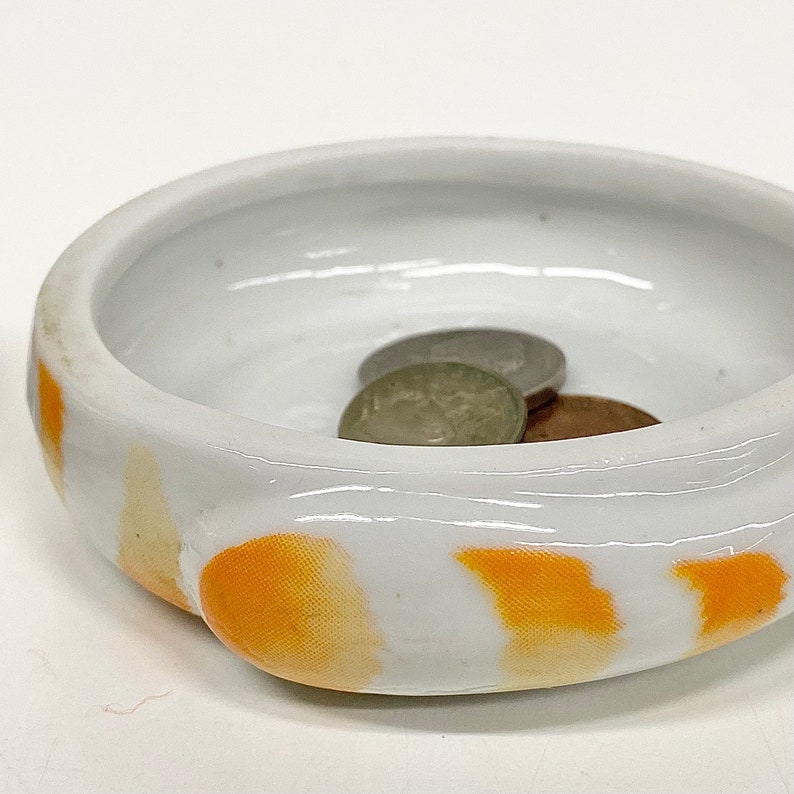 Vintage Cat Covered Ring Dish Retro 1980s Contemporary By R.O.C Ceramic White Orange Tabby Animal Home Decor Storage Taiwan image 6