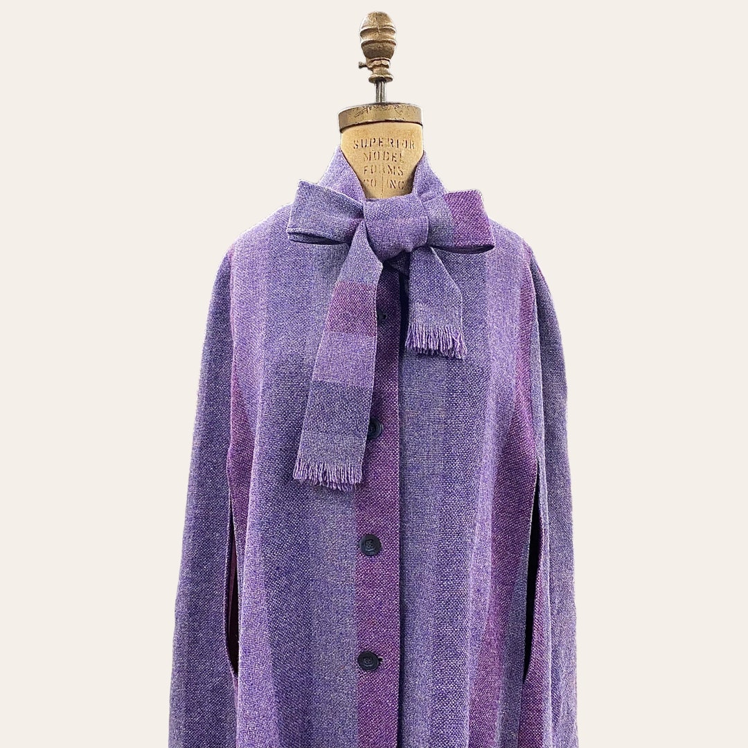 Vintage Avoca Collection Wool Cape 1980s Retro Size L Purple Striped