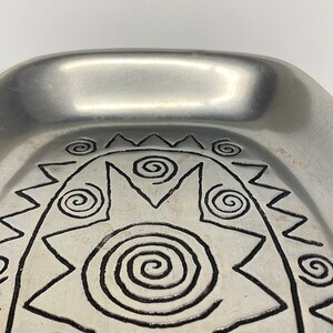 Vintage Wilton Tray Retro 1990s Contemporary Armetale Reggae Silver Metal Etched Design Catchall Ring Dish Modern Home Decor image 7