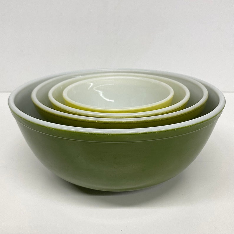 Vintage Pyrex Mixing Bowls Retro 1960s Mid Century Modern Verde Green Ombre Ceramic Set of 4 MCM Kitchen Storage Organization image 3