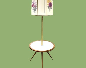PHILLY LOCAL PICKUP Only ———— Vintage End Table Floor Lamp