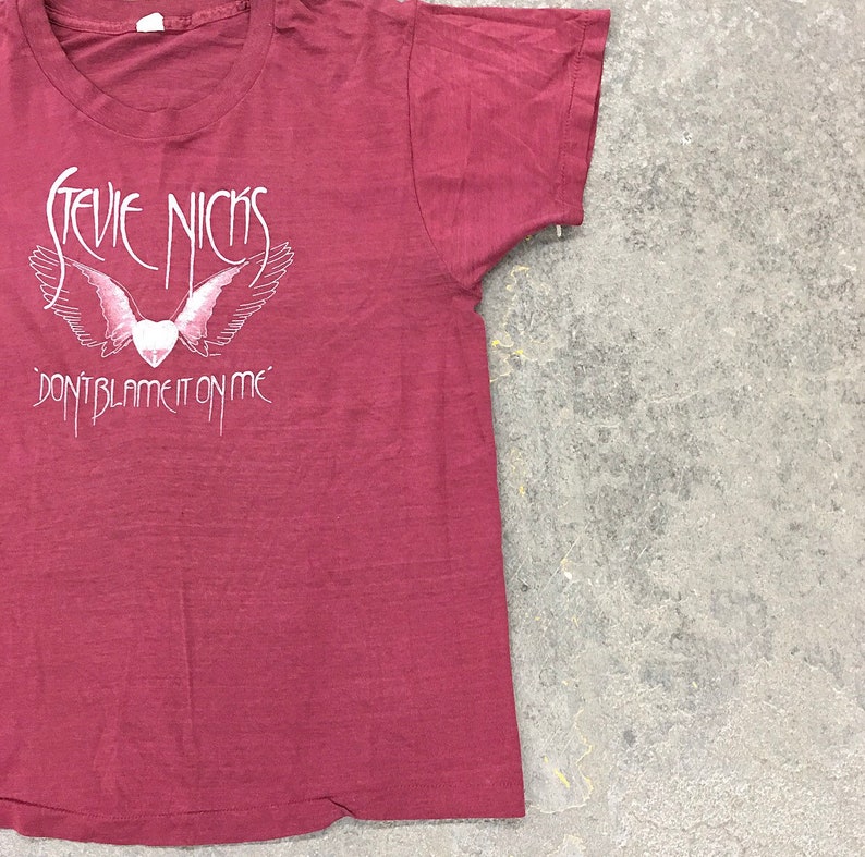 Tour T-shirt Vintage Stevie Nicks Tee Retro 1980s Blame it on my Wild Heart The Reigning Queen of Rock /'n/' Roll Unisex Apparel