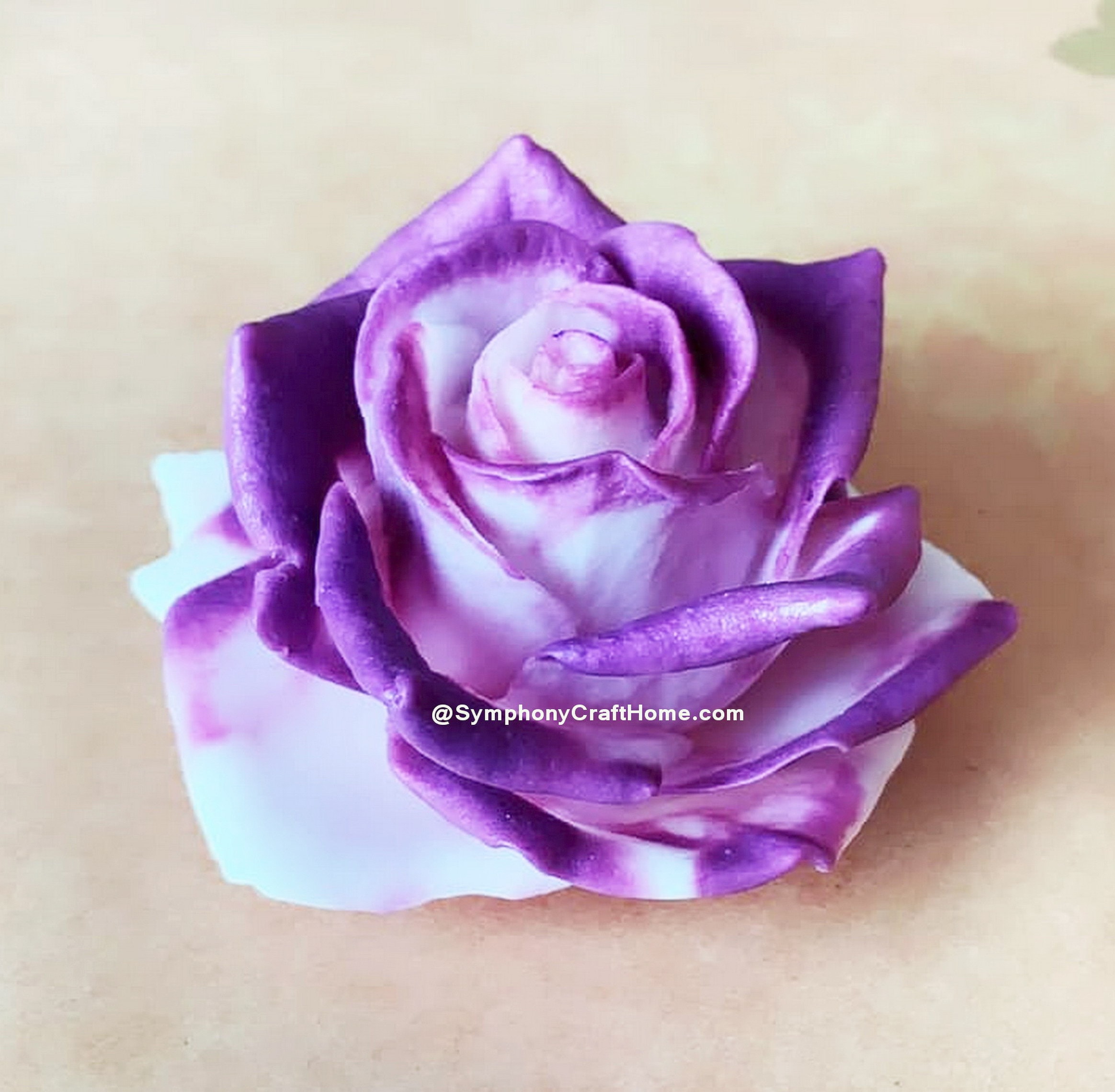 Valentine Blow Mold - oi4ofbz