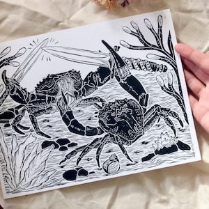 En Garde! - lino-cut/block print depicting two duelling crabs - surf, swim, ocean, beach, printmaking