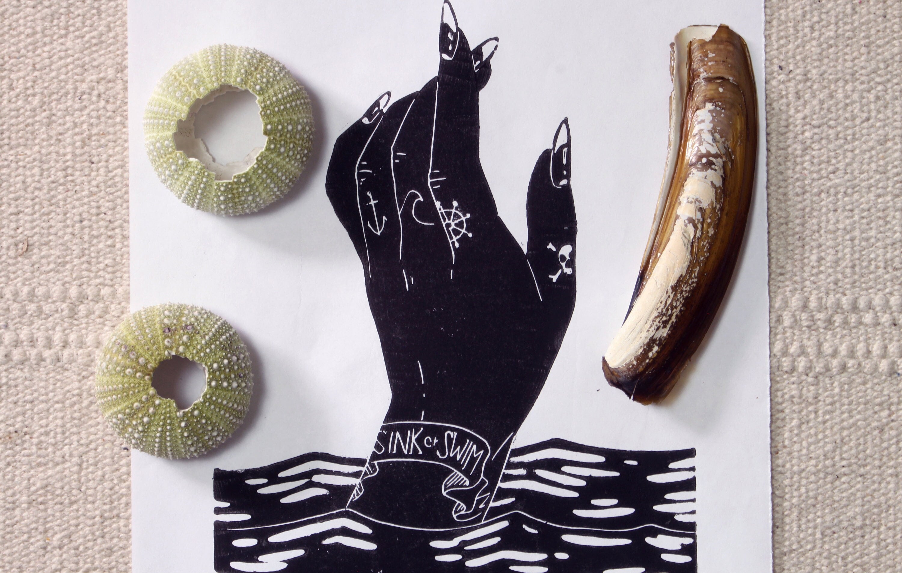 Sink or Swim - impresión en lino/bloque impresa a mano - grabado en  relieve, sello tallado a mano, hecho a mano, arte oceánico, náutica,  tatuajes, decoración del hogar - Etsy México, image size:3000x1907