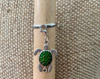 Sea Turtle Adjustable Ring. Detachable charm. Sea Turtle Dangle Ring. Stacking ring.