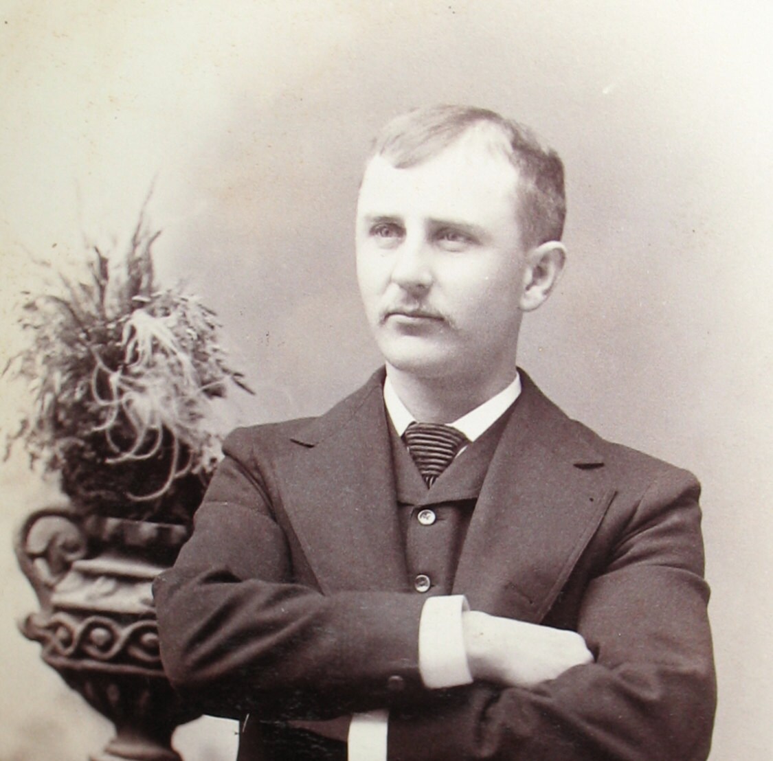 Man in a Suit Early 20th Century Cabinet Card
