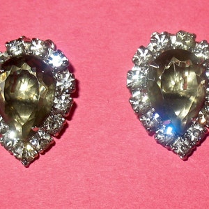 1950s Earrings, Clip On Rhinestone 50s Earrings, Mid Century Earrings with Large Oval Gray Glass Center Stones, Oval Faceted Stone Earrings