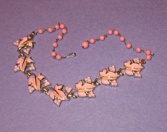 CORO 1950s Pink 4-Piece Jewelry Set, Coro Mid Century Jewels, Vintage Pink Enamel Leaves Parure Consists of Earrings, Bracelet and Necklace