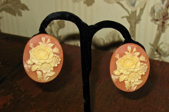 Early Carved Plastic Earrings, Clip On Floral Ear… - image 3