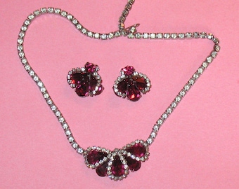 1950s WEISS Jewelry Set, Necklace and Earrings, 1950s, 1950s Magenta or Fuchsia and Clear Rhinestones Jewelry Set, Mid Century Rhinestones