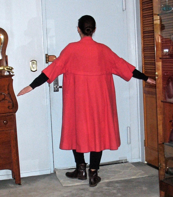 1950s Bright Pink Coat with Lovely Details, Long W