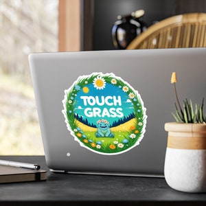 Touch Grass Vinyl Aufkleber