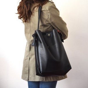 Handbag, shoulder bag, leather bag for women black color image 3