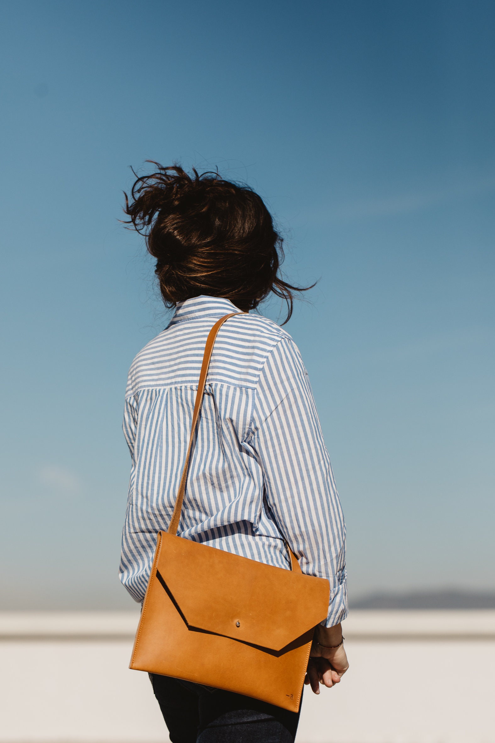 colette gold clutch