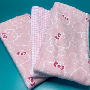 げっぷ布、赤ちゃんの必需品、巣立ちパーティーギフト、ベビーシャワーギフト、赤ちゃんの贅沢ギフト、最高の赤ちゃんギフト、赤ちゃんの贅沢、女の子の赤ちゃん、ハローキティ