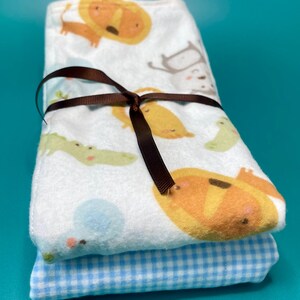 バープクロス、赤ちゃんの必需品、巣立ちパーティーギフト、ベビーシャワーギフト、赤ちゃんの贅沢ギフト、最高の赤ちゃんギフト、赤ちゃんの贅沢、男の子、動物、青