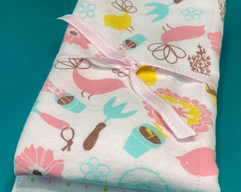 Handmade Baby Burp Cloths: Soft Flannel, Gardening Print, Gardens, birds