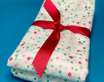 Floral Baby Burp Cloths: Soft Flannel & Minky Backing, Gifts Newborns