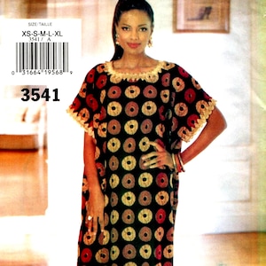 Patrons de couture Caftan, taille caftan 22-22, coupe ample, longueur cheville, peignoir, peignoir