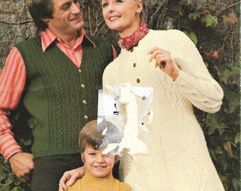 8-Ply Double Knit Jumpers PATONS Knitting No Jerseys 624 HERDWICK 12 Classic Family Knits Pullover Zipper Jacket and Vest