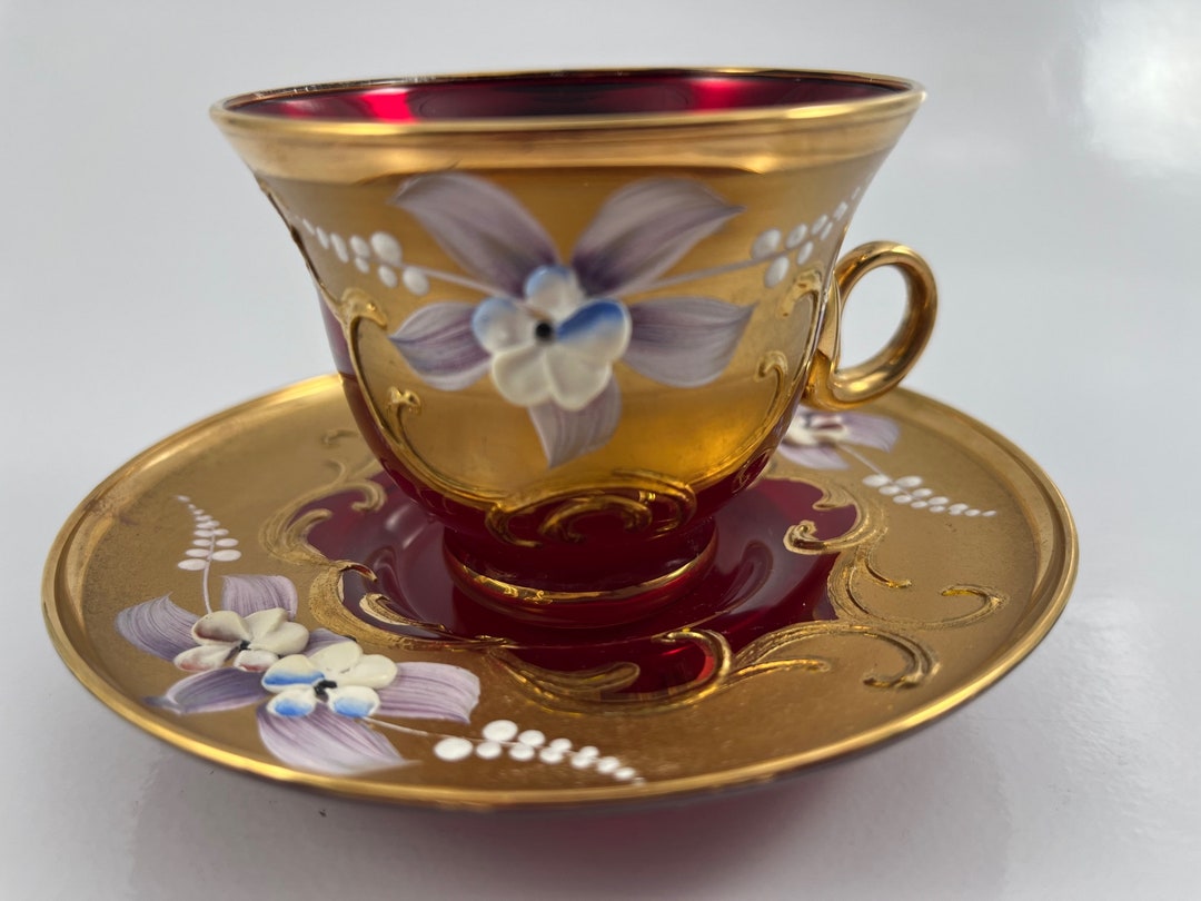 Set of 6 Tea Cups with Plates with Rich Gold Design - World Art Glass -  Murano Glass Gifts Co.