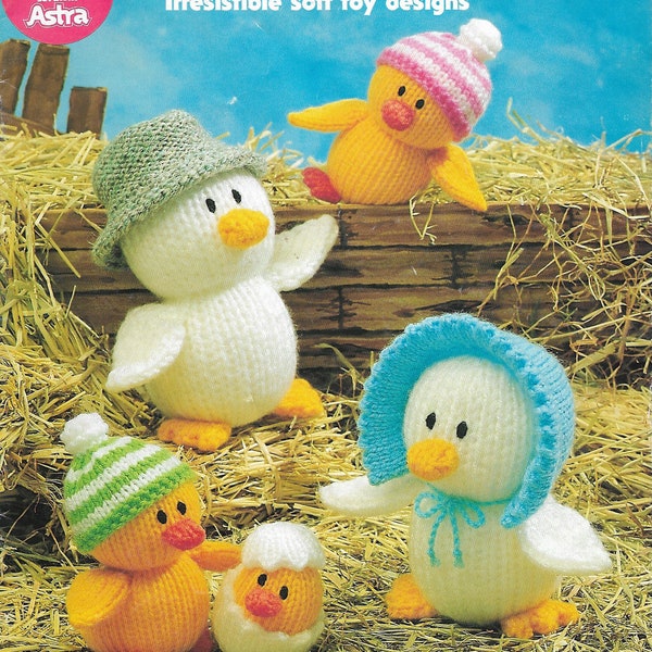 KNITTED ANIMALS by Jean Greenhowe, Soft Toy Knitting Patterns, Dog Pattern, Cat, Panda, Koala, Pig, Elephant, Duck, Penguin, Mice, Frog 1990