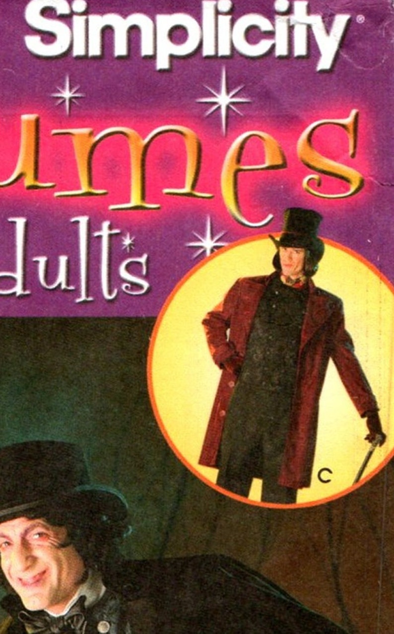 K&ouml;nnte beinhalten: Ein Simplicity-Schnittmuster f&uuml;r ein Kost&uuml;m, das einen Mann in einem roten Mantel und Zylinder zeigt. Das Schnittmuster ist f&uuml;r Erwachsene und tr&auml;gt den Titel "Jume's Adults".
