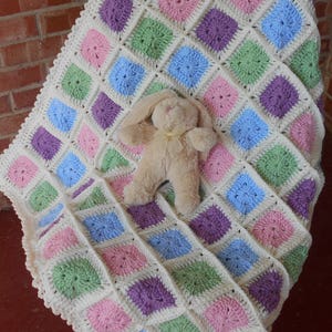 Baby blanket, handmade pretty lacy edging, Crochet baby shower gift, colorful granny squares, warm baby wrap, new baby gift size 35x35