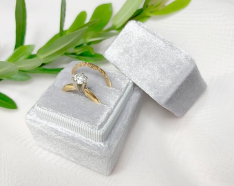 Proposal Ring Box, Velvet Vintage Handmade, Bride's Ring Box, Velvet Ring Box, Vintage Ring Box, Ring Bearer Box Silver Gray 1 Ring Square