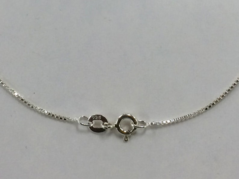 18 Inch 925 Sterling Silver 0.9 Mm Box Chain Necklace. Stamped 925 ...