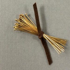 Épingles à tête remplies d&#39;or 14 carats de 2 po. 22 carats avec extrémité sphérique de 1,5 mm, or plaqué 14 carats, apprêts plaqués or, quantité au choix - GF558