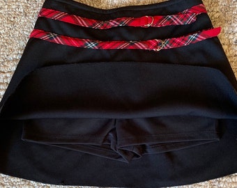 black shorts under skirt