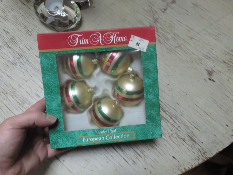 Vintage Lot of 5 Czechoslovakia Glitter Dot Striped Christmas Tree Ornaments