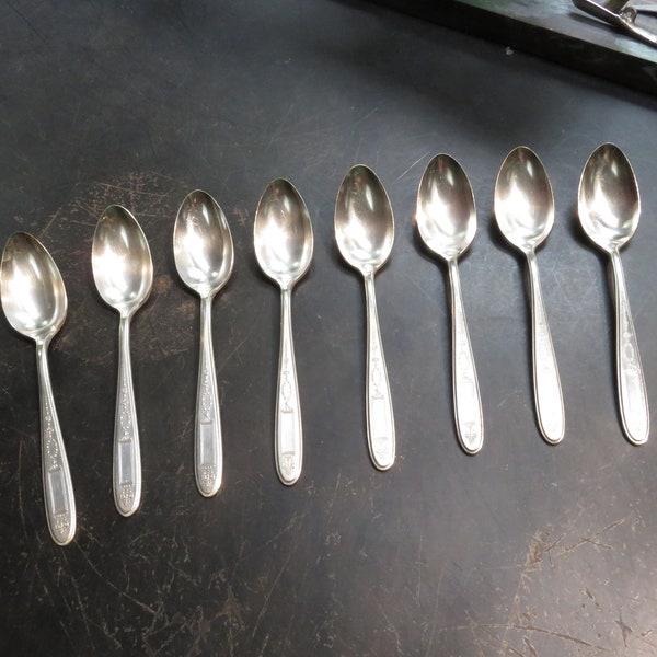 Vintage Lot of 8 Community Plate Grosvenor Tea Spoons Silverware Silverplated