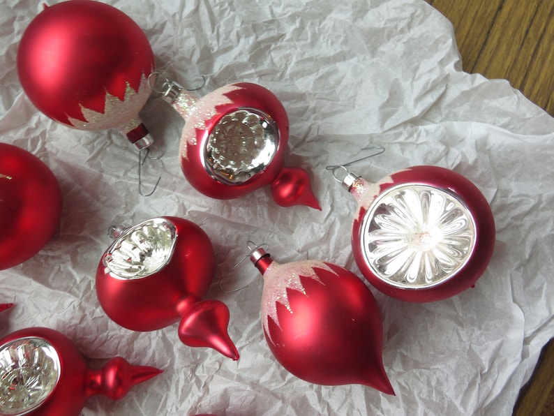 Vintage Lot of 12 Red Glitter Indent Teardrop Christmas Tree Ornaments
