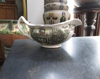 Vintage Johnson Bros Brothers Merry Christmas Gravy Boat England