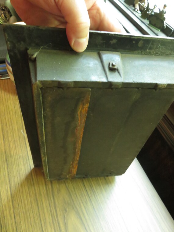 Antique Arts Crafts Cast Iron Floor Heater Furnace Grate Victorian Art Deco With Louvers Lot B