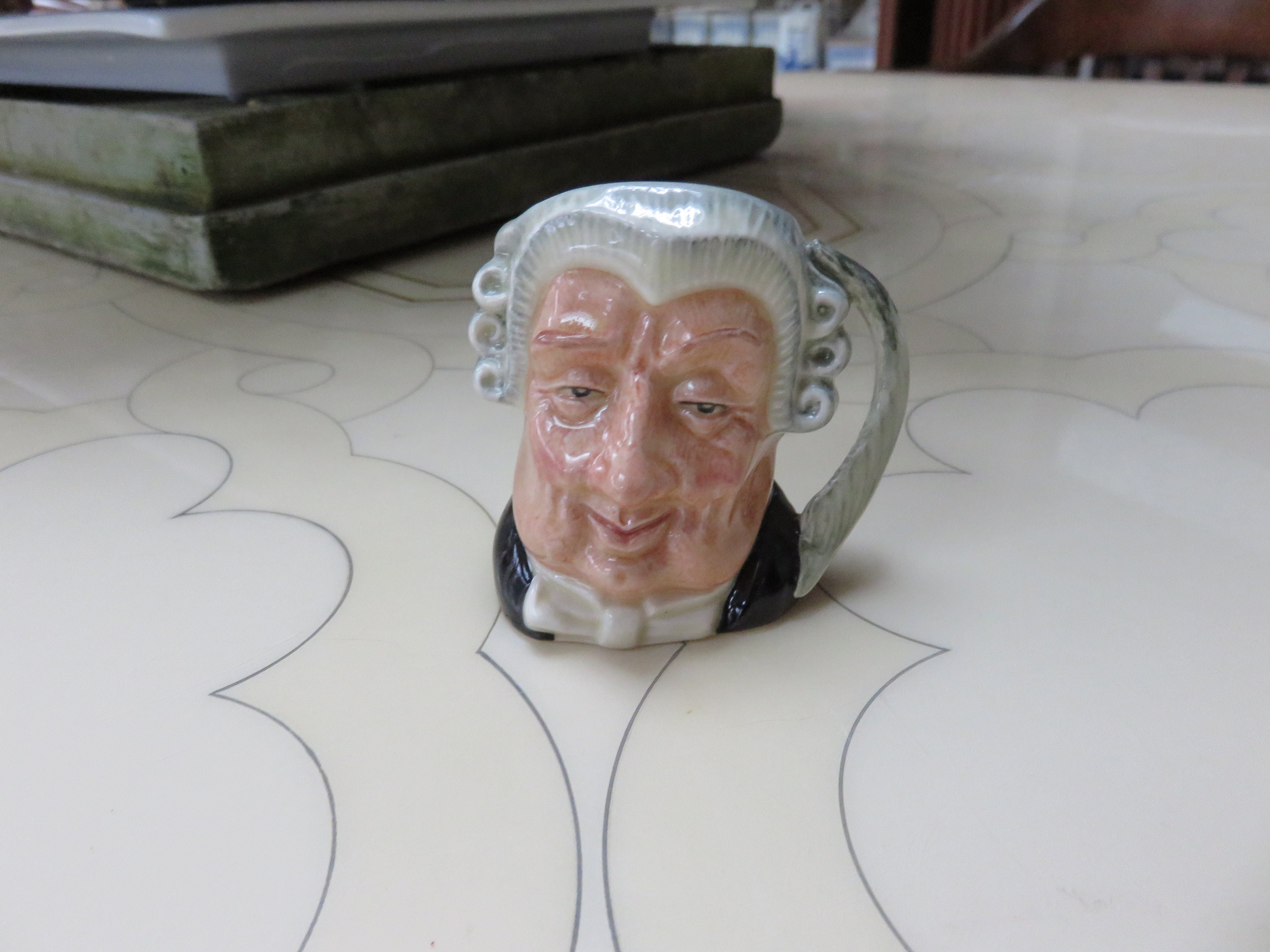 Art & Collectibles Vintage 1958 Royal Doulton The Lawyer D6524 Figure