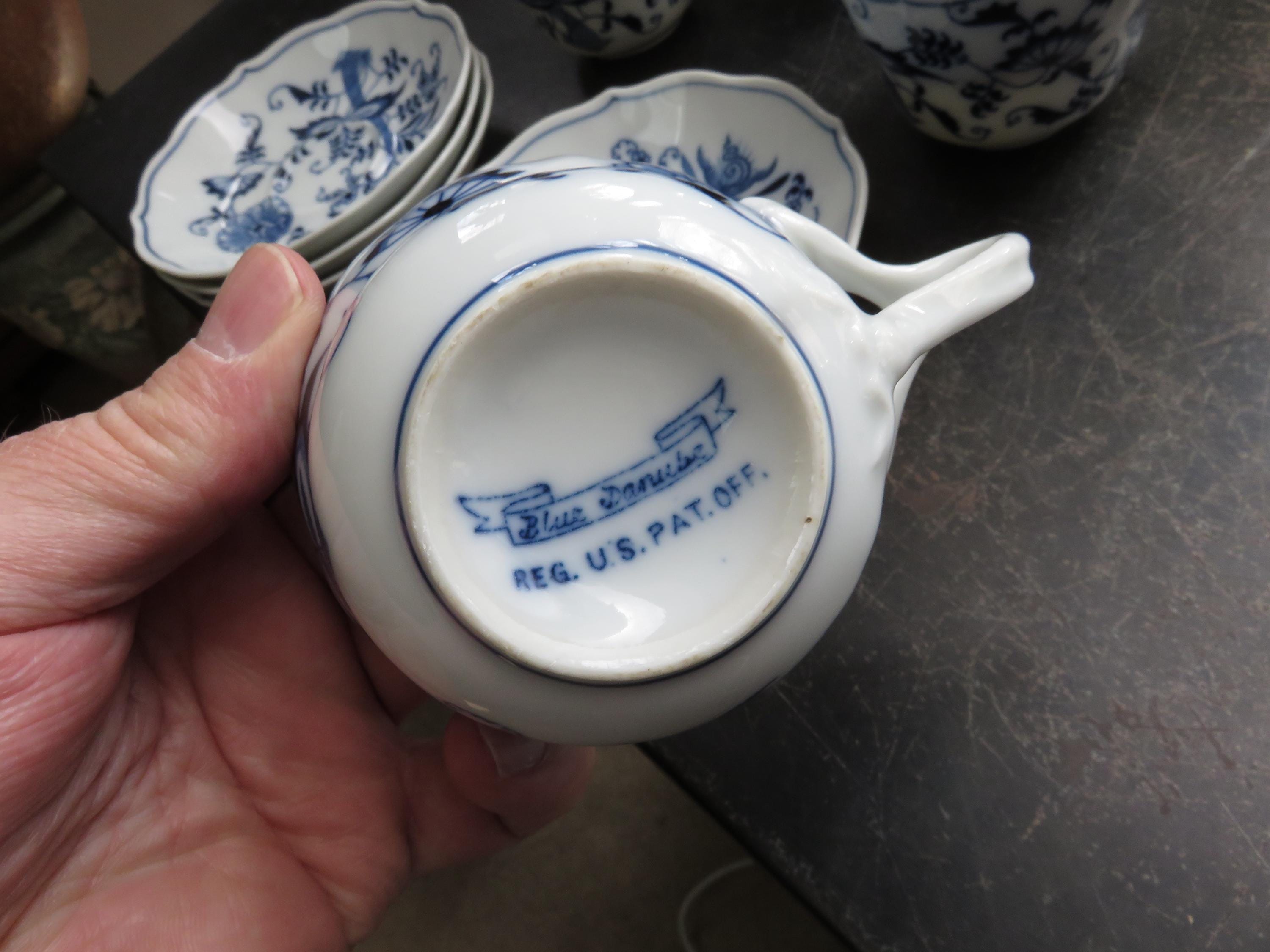 Vintage Lot of 4 Blue Danube Onion Blue White Floral Flower Leaf Cups ...