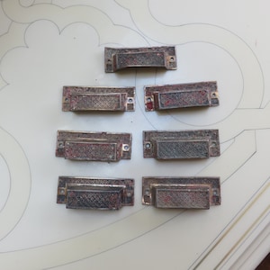 Vintage Lot of 7 Victorian Ornate Drawer Handle Pulls Cabinet Cupboard Desk Night Stand Dresser Buffet File Salvage Repurpose