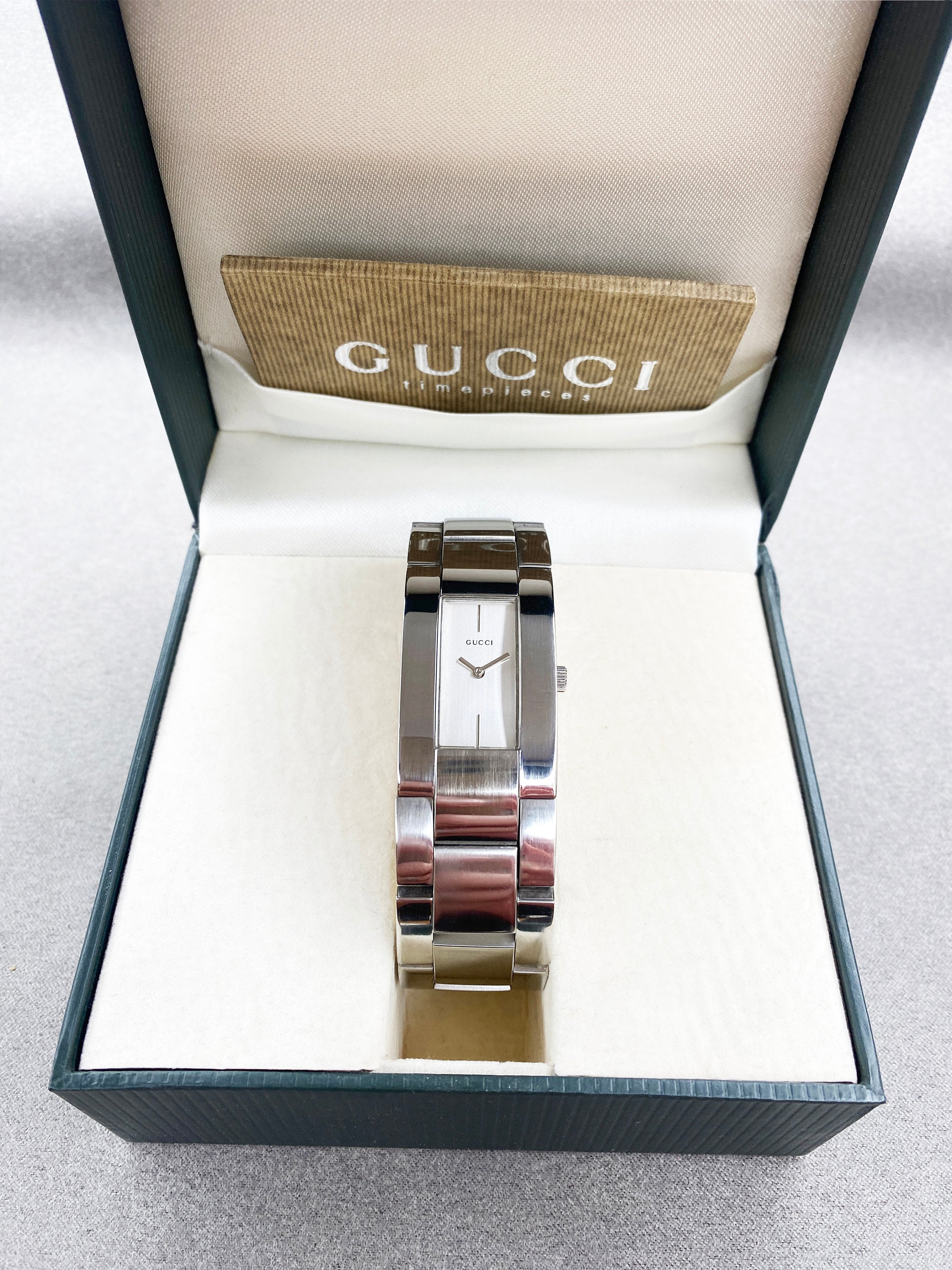 Gucci 4600m top