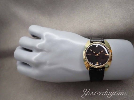 Bulova Longchamp Men s Watch 1963 Black Dial Swiss 17 Jewel Manual
