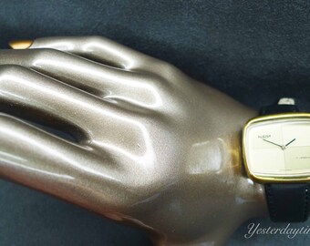 Alera Watch 1960's Swiss Made 17 Jewel Manual Movement Gold Plated Case
