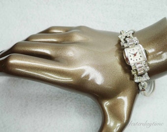 Waltham 1950's Ladies Wristwatch Paste Stone Case & Strap Swiss Made 17 Jewel Manual Movement
